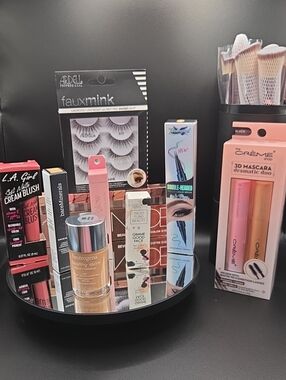 NWT Mixed Brands Cosmetic Bundle 25 Piece Plus...